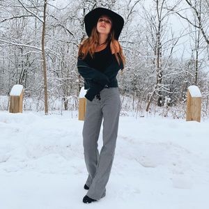 Meet your Posher, Sami